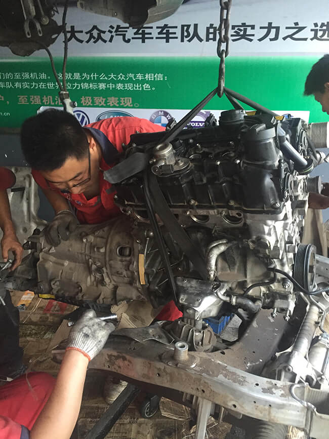 停車時，先熄火還是先關(guān)空調(diào)？
