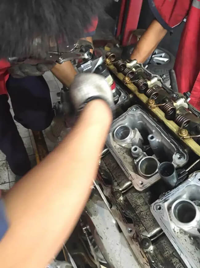 汽車車身必須有足夠的剛度和強度！