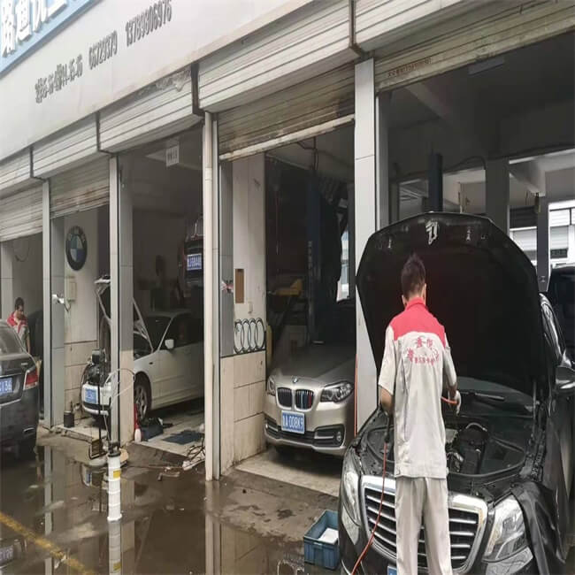 濟(jì)南沃爾沃汽車維修哪家好：汽車電瓶虧電怎么辦？