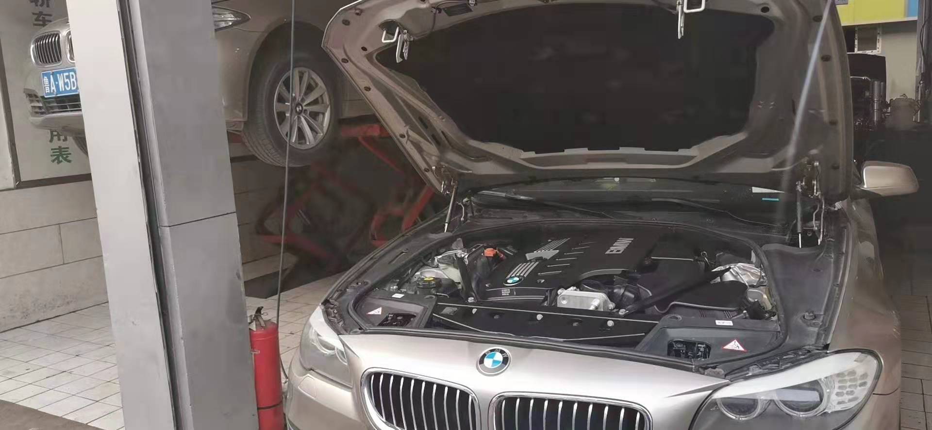沃爾沃汽車的剎車油怎么會(huì)進(jìn)水呢？