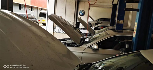 汽車發(fā)動機灰塵多怎么辦？